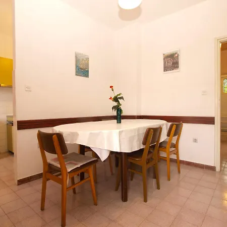 Apartman Slavica 1697